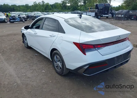 2024 Hyundai Elantra Se z USA, uszkodzony, nr VIN KMHLL4DG1RU828353